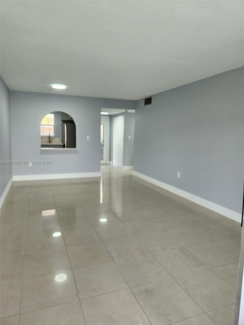 2811 N Pine Island Rd, Unit 107, Sunrise, FL 33322 Photo
