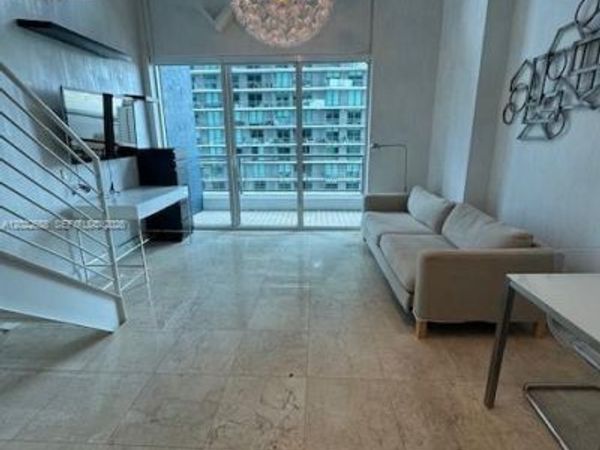 60 SW 13th St , Unit 2210, Miami, FL 33130