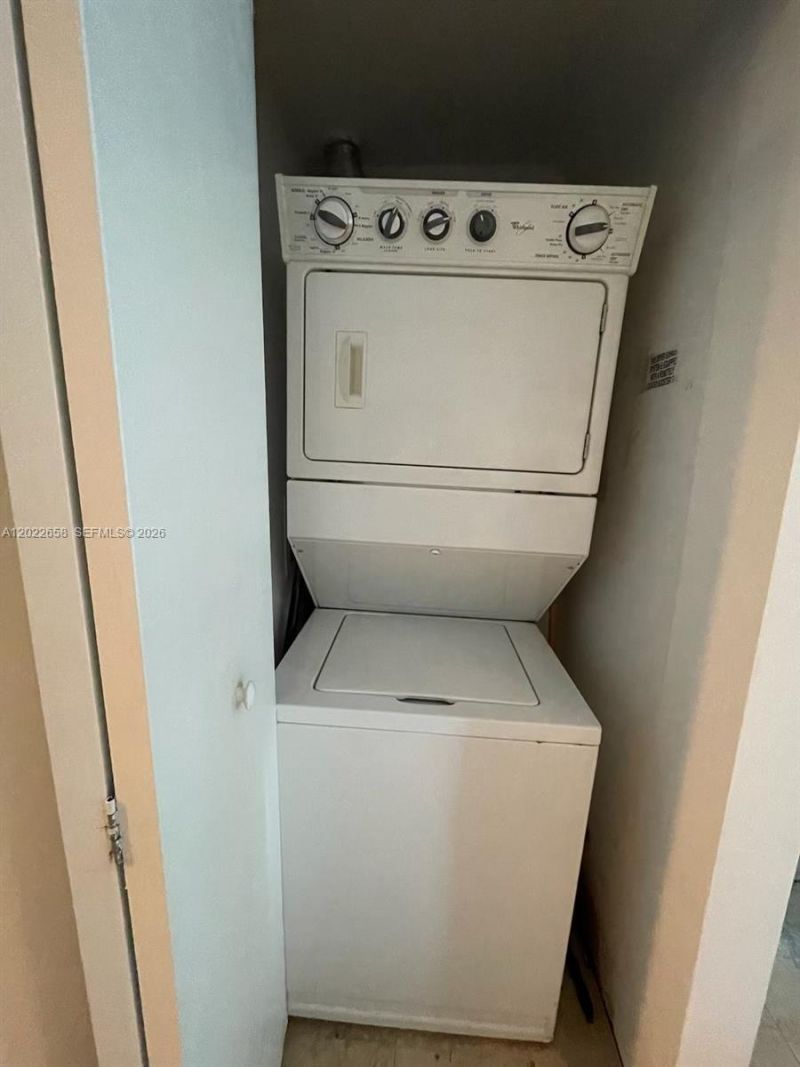 60 SW 13th St , Unit 2210, Miami, FL 33130 Photo
