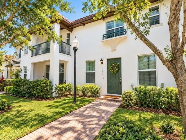 11837 SW 27th St, Miramar, FL 33025