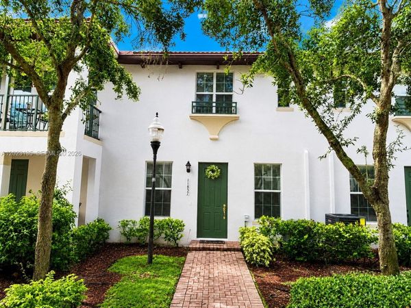 11837 SW 27th St, Miramar, FL 33025