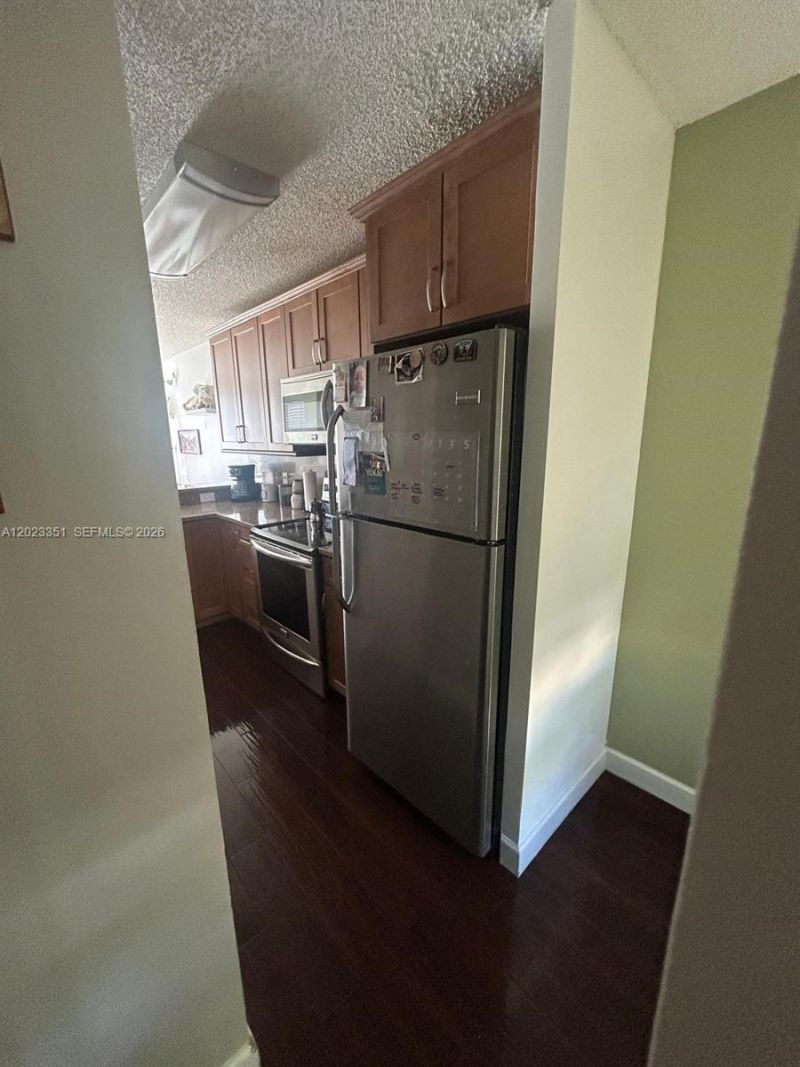 977 Coral Club Dr , Unit 977, Coral Springs, FL 33071 Photo