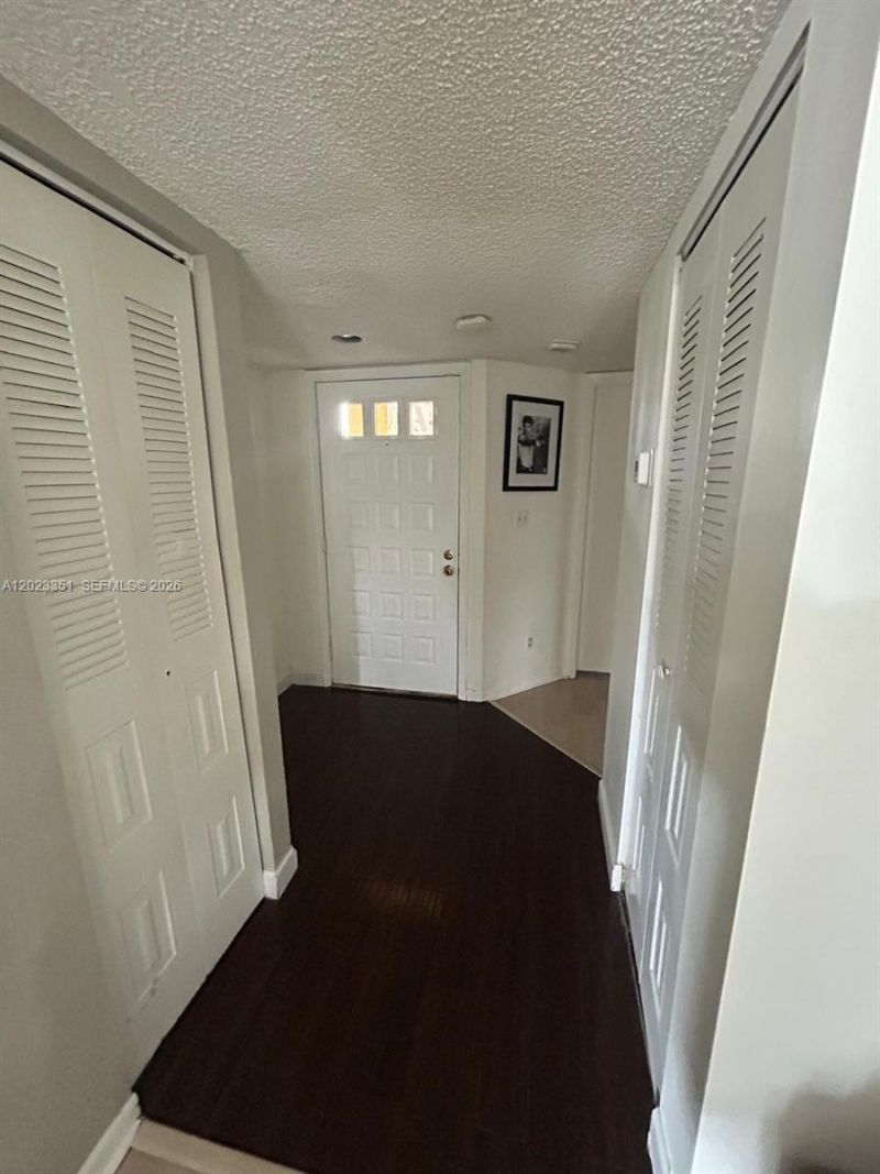977 Coral Club Dr , Unit 977, Coral Springs, FL 33071 Photo
