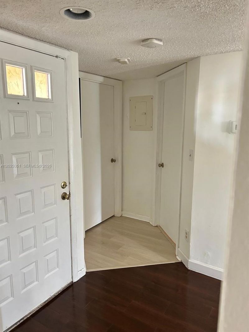977 Coral Club Dr , Unit 977, Coral Springs, FL 33071 Photo