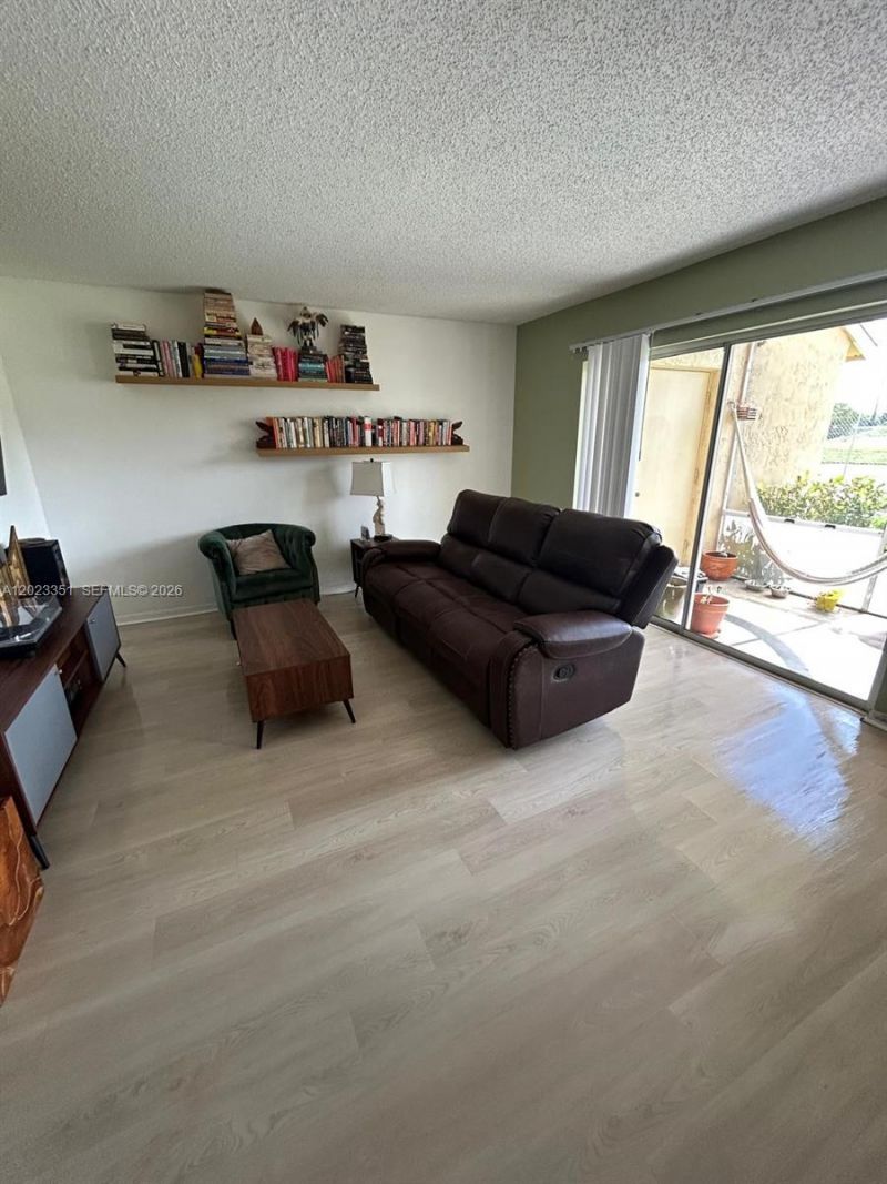 977 Coral Club Dr , Unit 977, Coral Springs, FL 33071 Photo