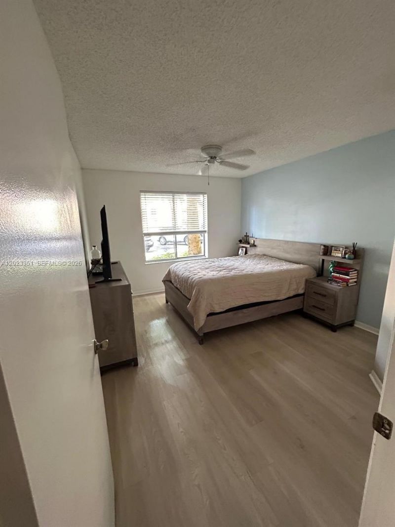 977 Coral Club Dr , Unit 977, Coral Springs, FL 33071 Photo
