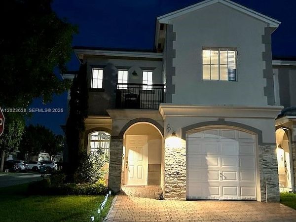 8351 SW 124th Ave, Unit 101, Miami, FL 33183