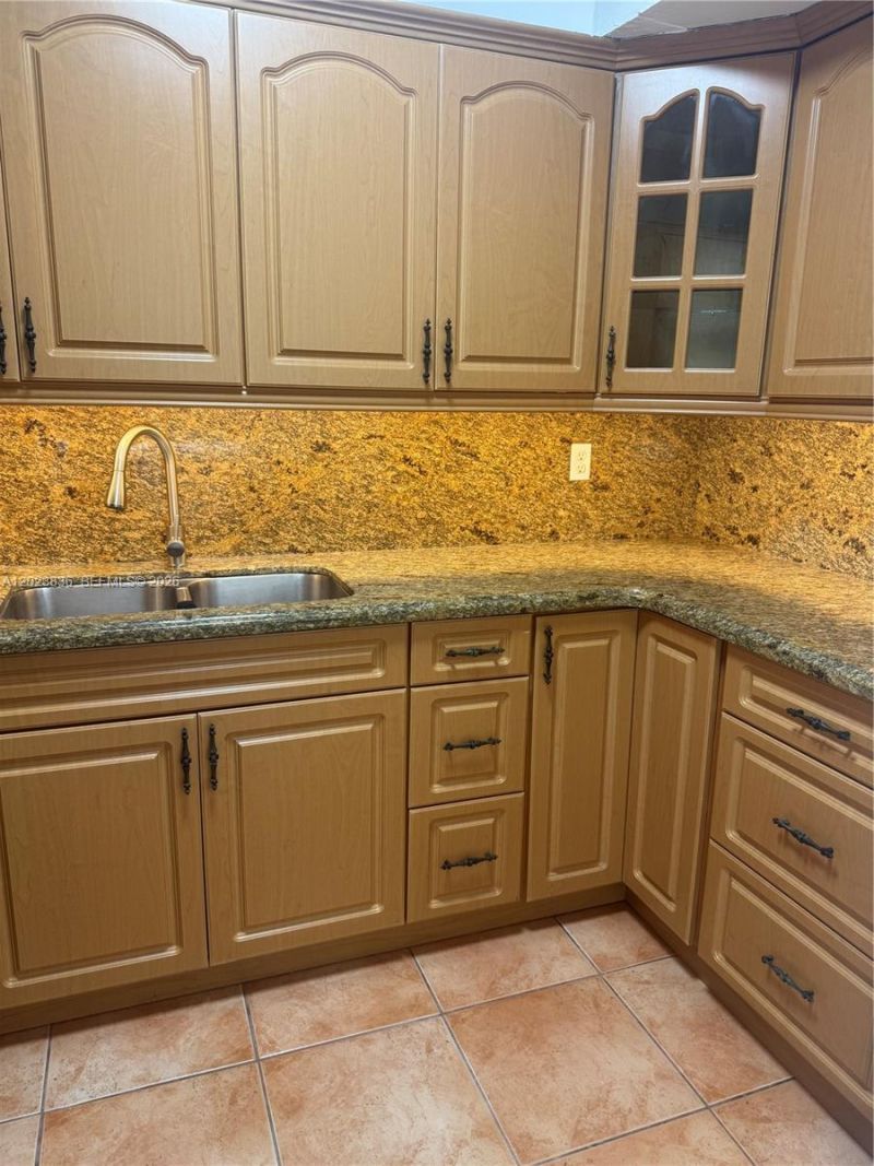 6312 Alton Rd , Miami Beach, FL 33141 Photo