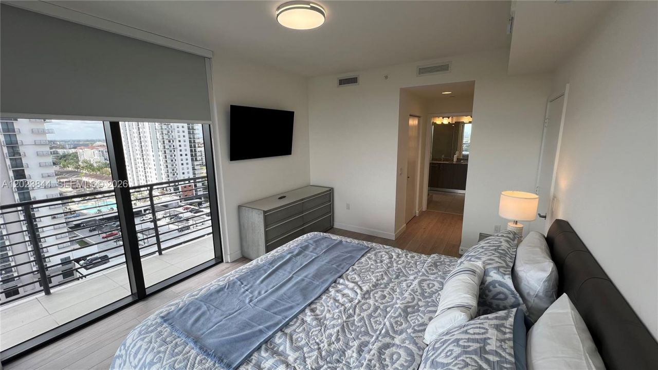 5350 NW 84 Ave , Unit 1601, Doral, FL 33166 Photo