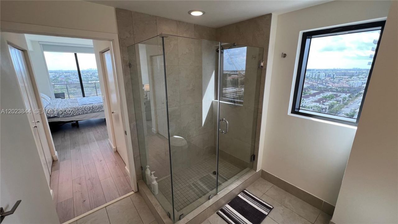 5350 NW 84 Ave , Unit 1601, Doral, FL 33166 Photo