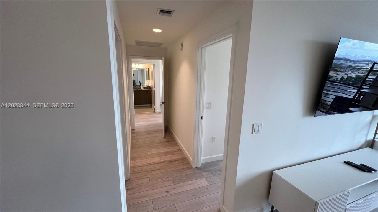 5350 NW 84 Ave , Unit 1601, Doral, FL 33166 Photo