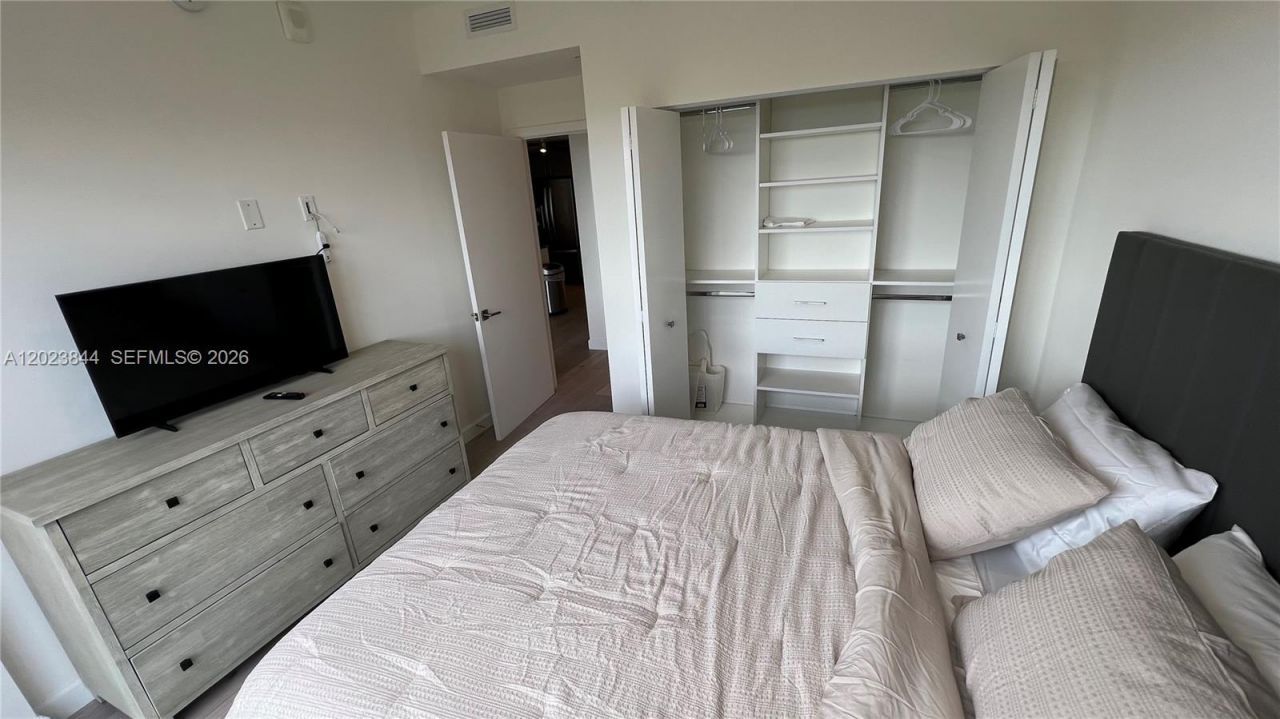 5350 NW 84 Ave , Unit 1601, Doral, FL 33166 Photo