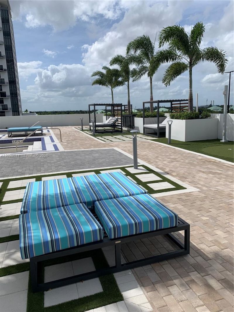 5350 NW 84 Ave , Unit 1601, Doral, FL 33166 Photo