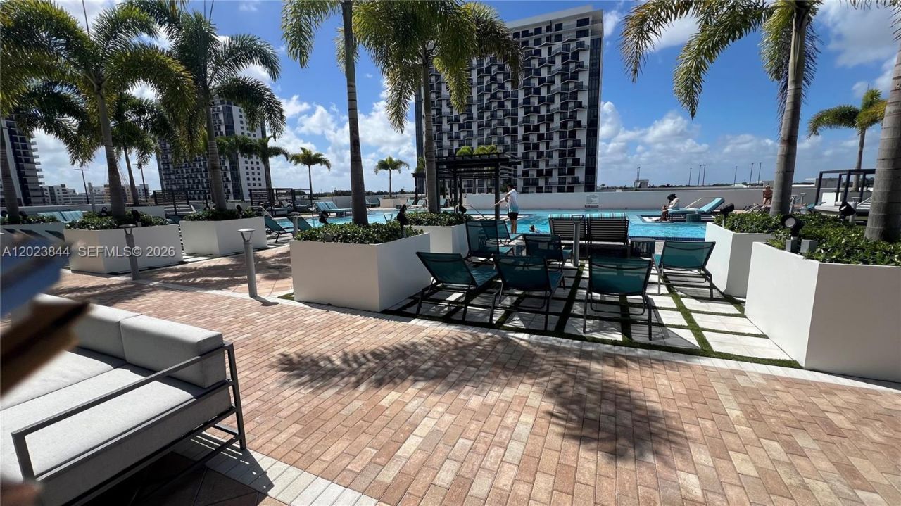 5350 NW 84 Ave , Unit 1601, Doral, FL 33166 Photo