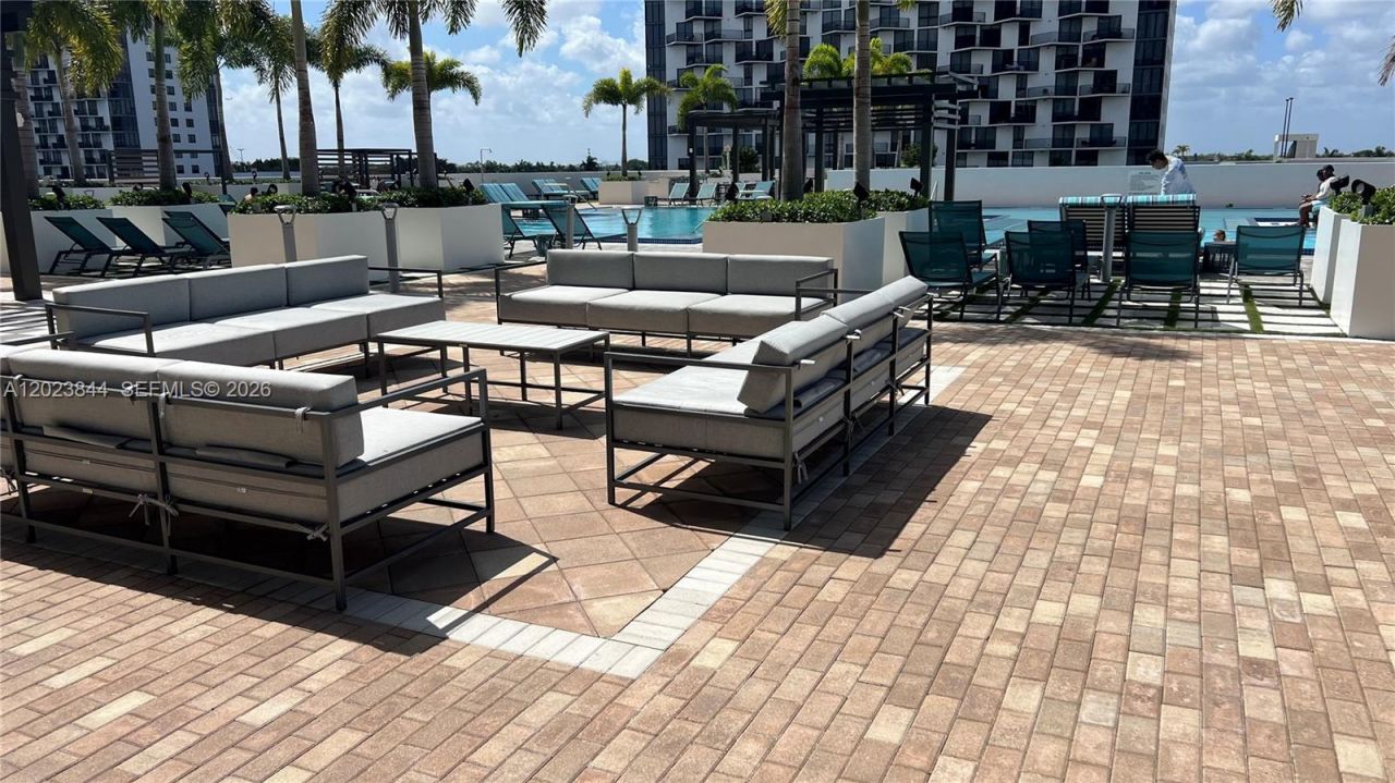 5350 NW 84 Ave , Unit 1601, Doral, FL 33166 Photo