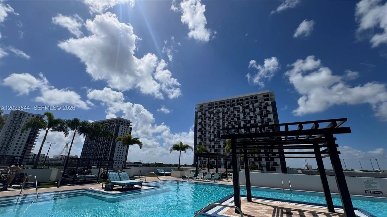 5350 NW 84 Ave , Unit 1601, Doral, FL 33166 Photo