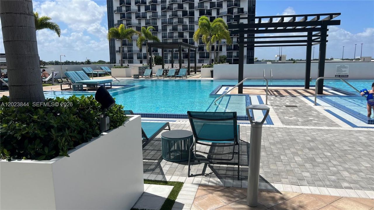 5350 NW 84 Ave , Unit 1601, Doral, FL 33166 Photo