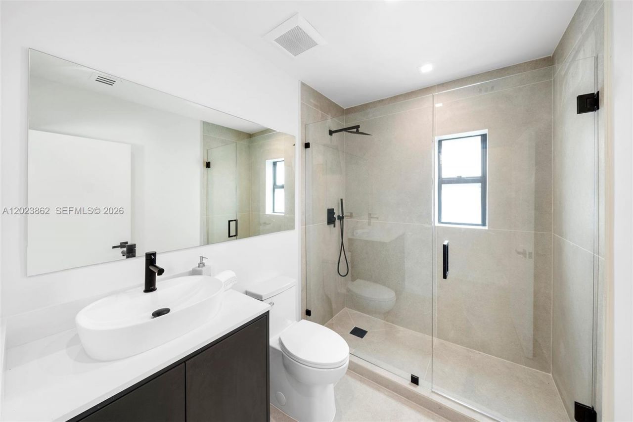 190 NW 93rd St, Miami Shores, FL 33150 Photo