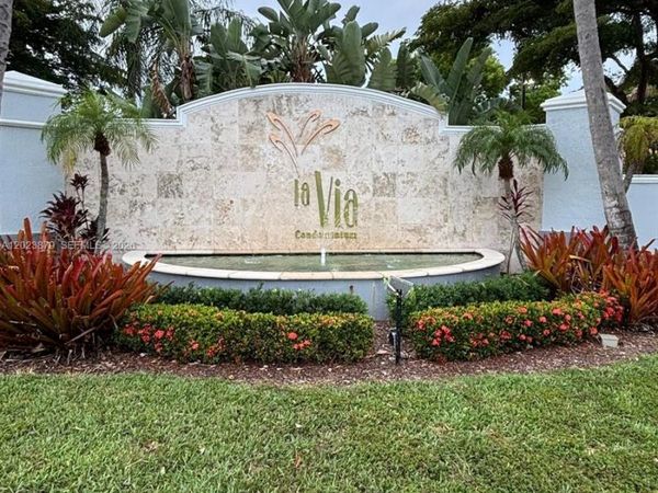 150 NW 96th Ave , Unit 9-307, Pembroke Pines, FL 33024
