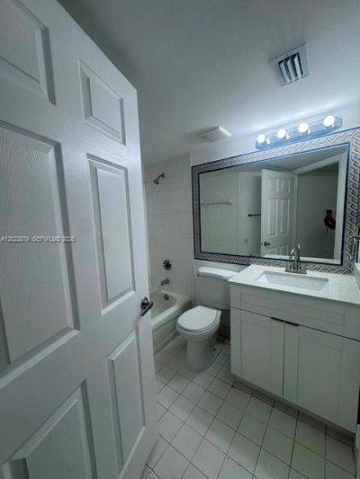 150 NW 96th Ave, Unit 9-307, Pembroke Pines, FL 33024 Photo