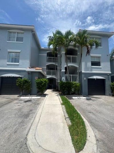 150 NW 96th Ave, Unit 9-307, Pembroke Pines, FL 33024 Photo