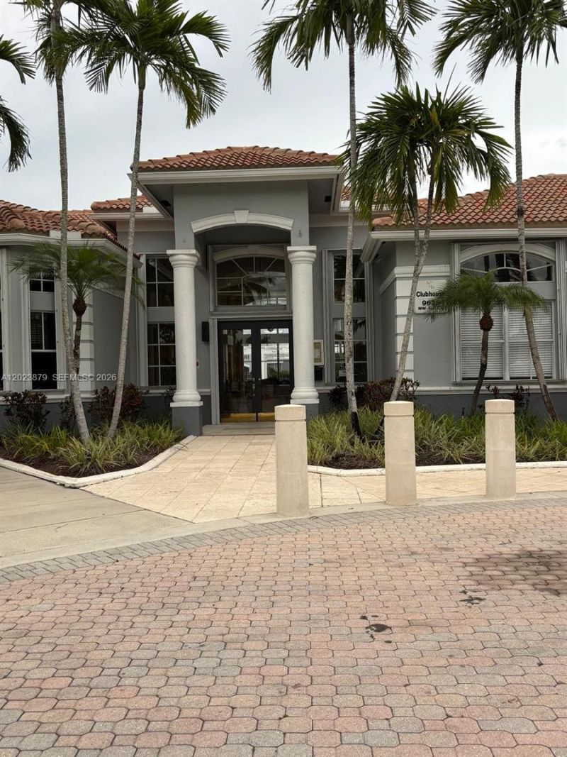150 NW 96th Ave , Unit 9-307, Pembroke Pines, FL 33024 Photo