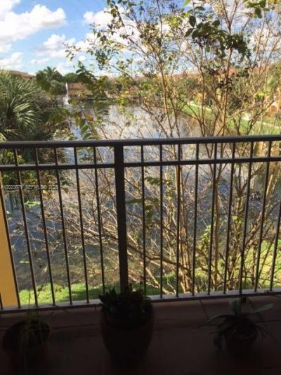 150 NW 96th Ave, Unit 9-307, Pembroke Pines, FL 33024 Photo