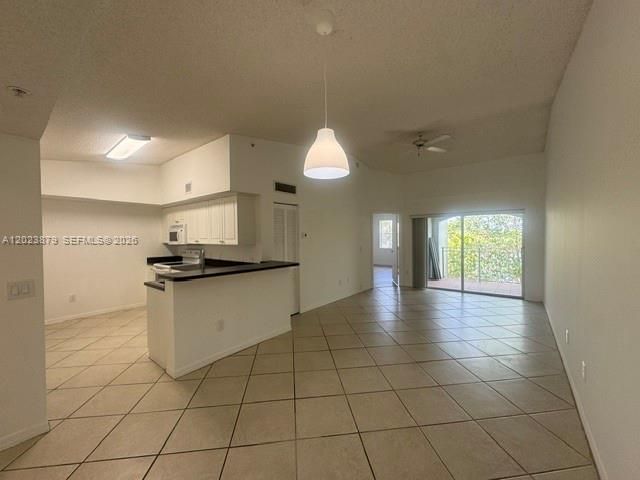 150 NW 96th Ave, Unit 9-307, Pembroke Pines, FL 33024 Photo