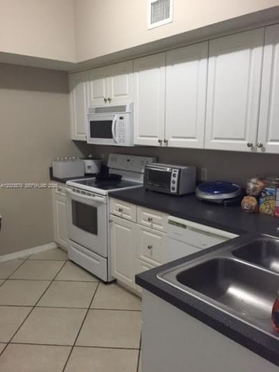 150 NW 96th Ave , Unit 9-307, Pembroke Pines, FL 33024 Photo