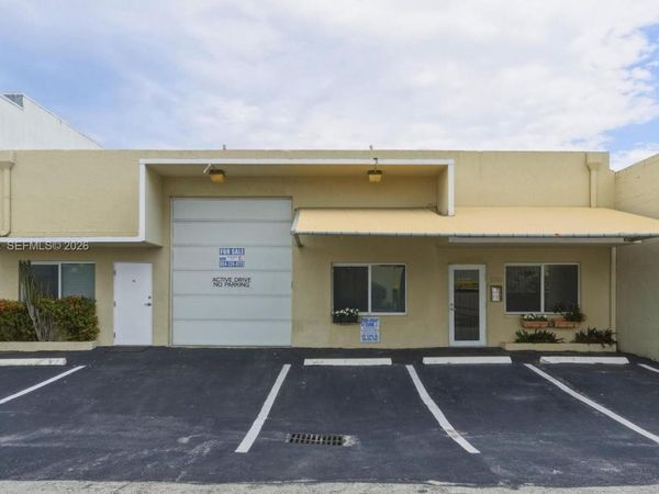 1210 NE 8th Ave , Fort Lauderdale, FL 33304