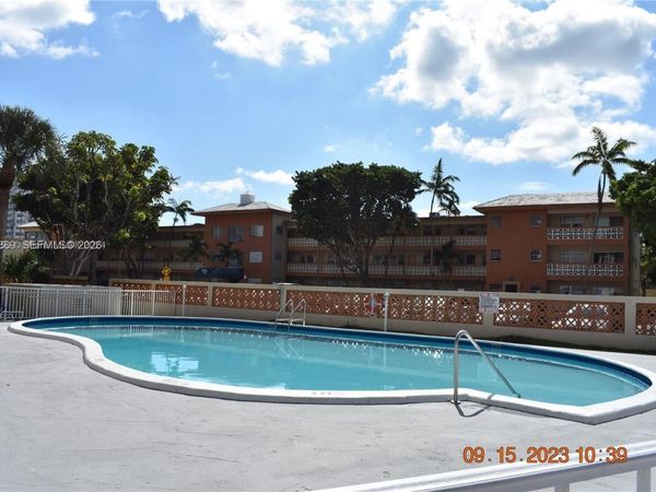 11840 NE 19th Dr , Unit 14, North Miami, FL 33181