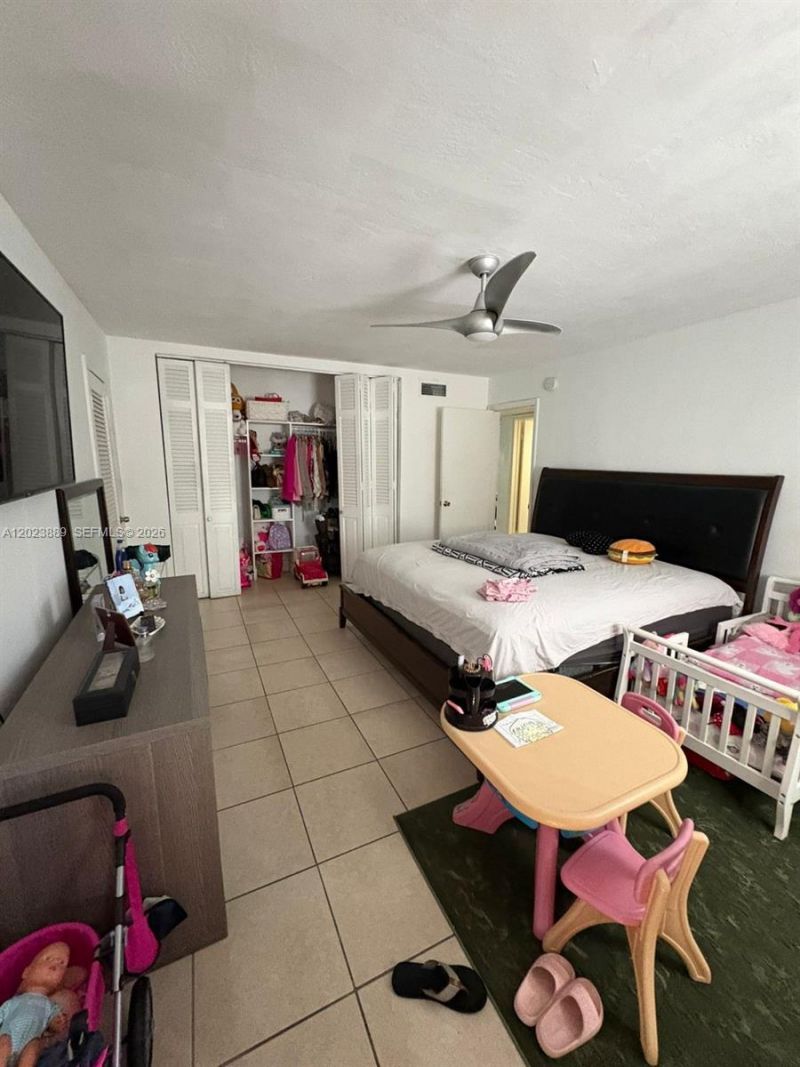 11840 NE 19th Dr , Unit 14, North Miami, FL 33181 Photo