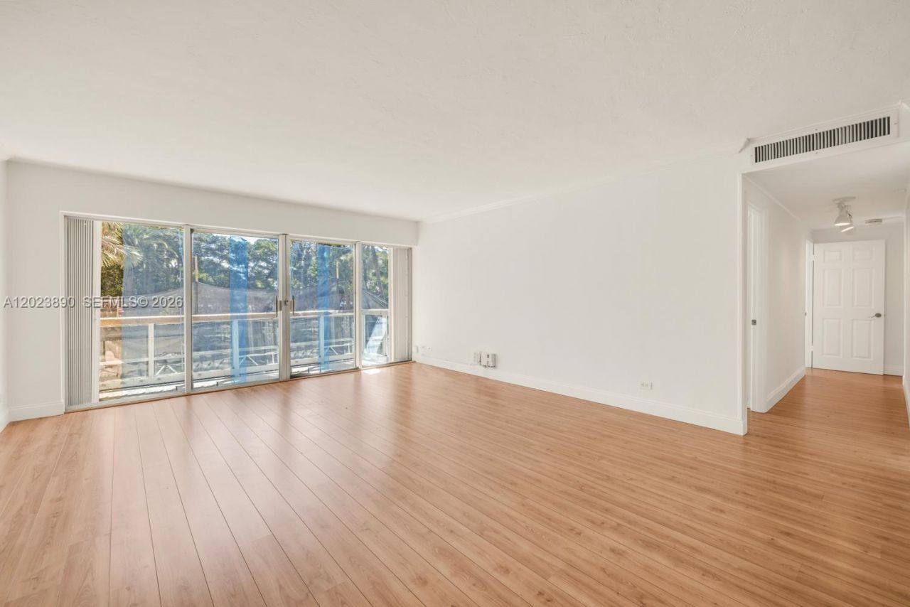 2451 Brickell Ave , Unit 2E, Miami, FL 33129 Photo