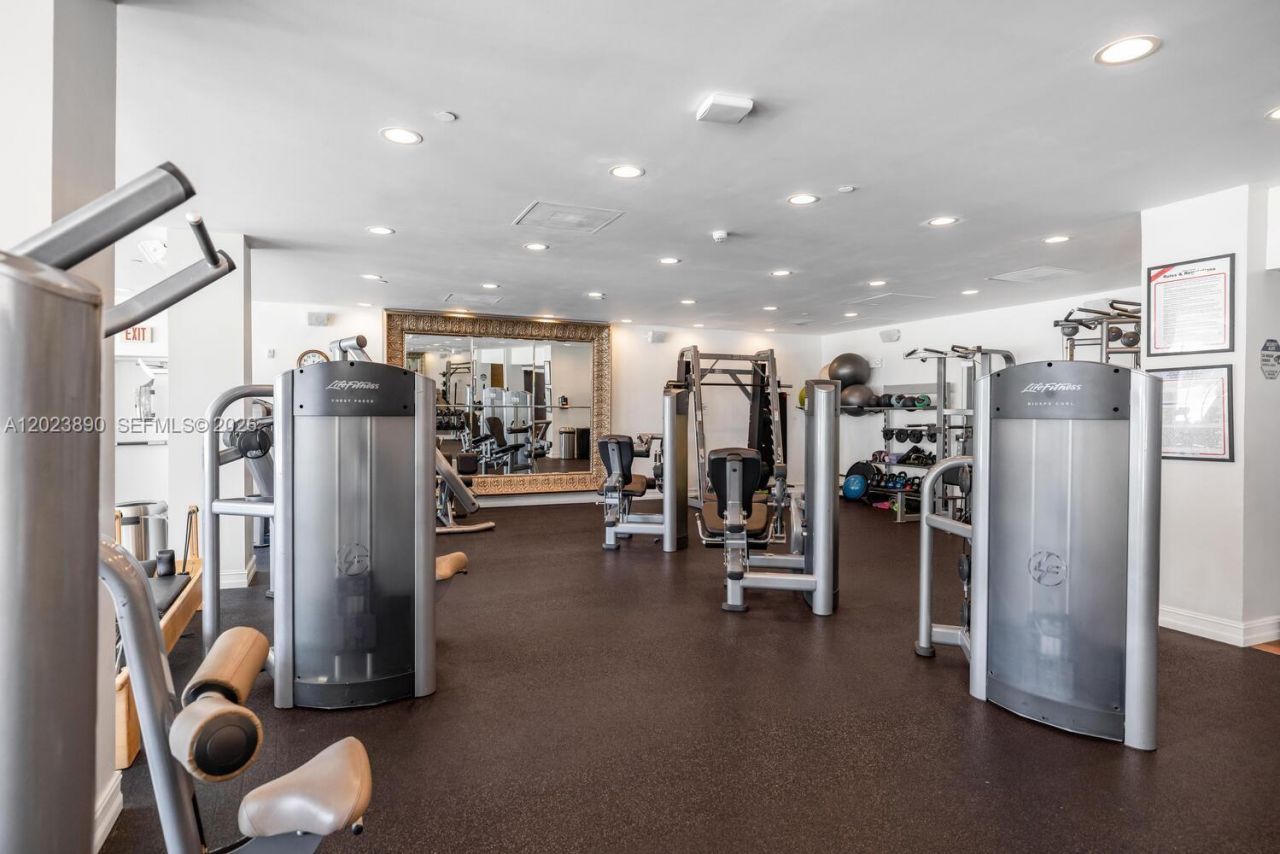 2451 Brickell Ave , Unit 2E, Miami, FL 33129 Photo