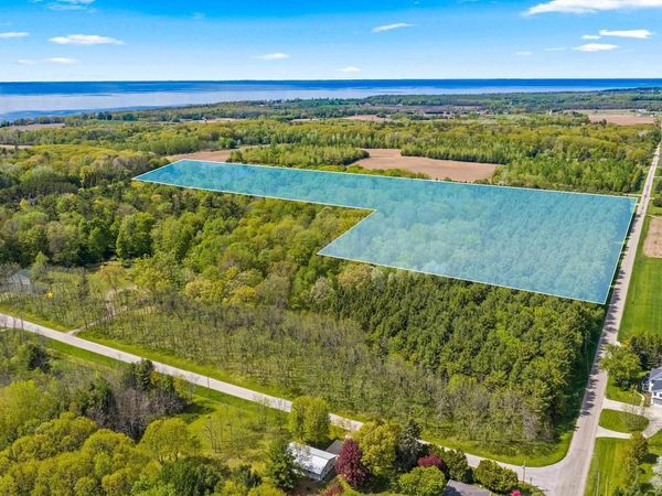 SAND HILL ROAD, Luxemburg, WI 54217