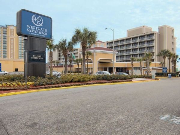 415 South Ocean Blvd. , Myrtle Beach, SC 29577