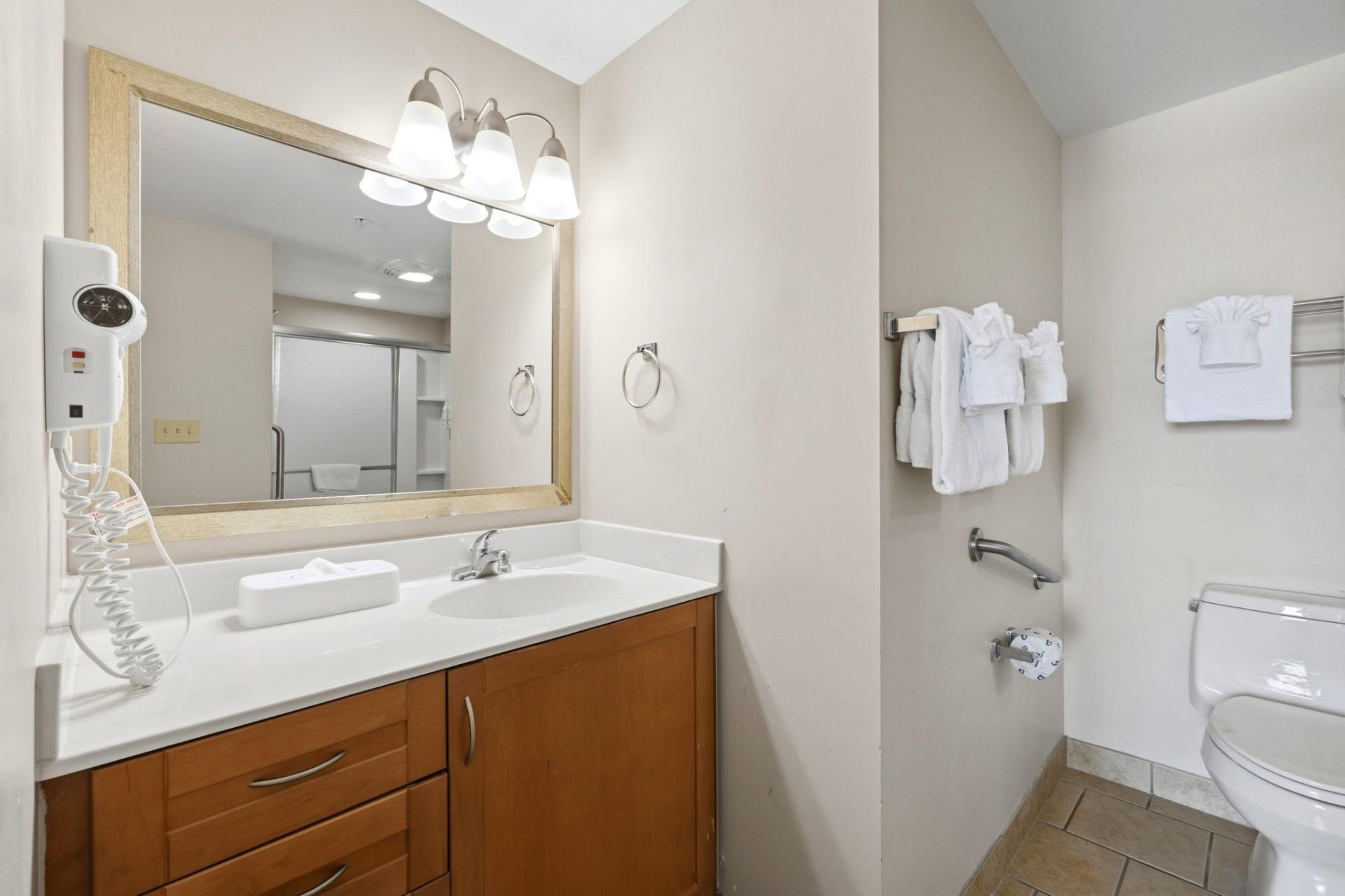 2100 Sea Mountain Hwy.  Photo 13