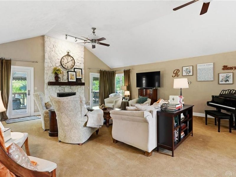 8711 Toftrees Lane, Springboro, OH 45066 Photo 11