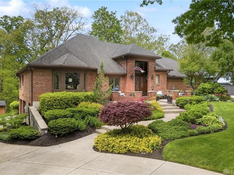 8711 Toftrees Lane, Springboro, OH 45066 Photo 4