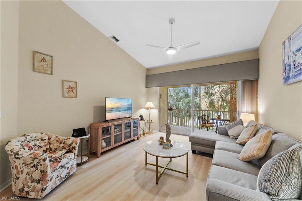 1240 Sarah Jean Cir , Unit M205, Naples, FL 34110 Photo