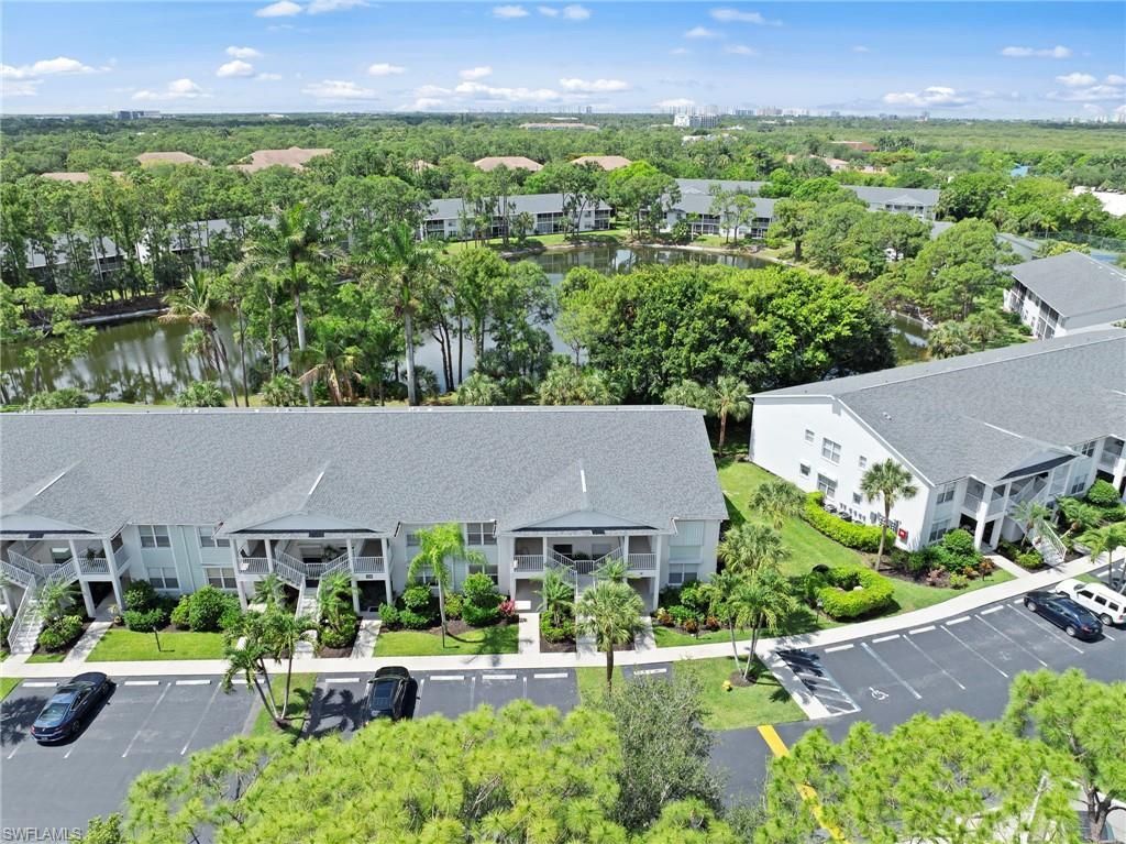 1240 Sarah Jean Cir , Unit M205, Naples, FL 34110 Photo
