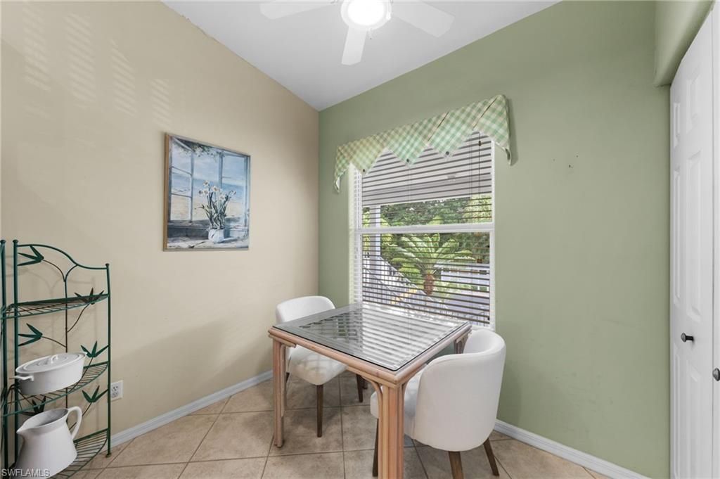 1240 Sarah Jean Cir , Unit M205, Naples, FL 34110 Photo