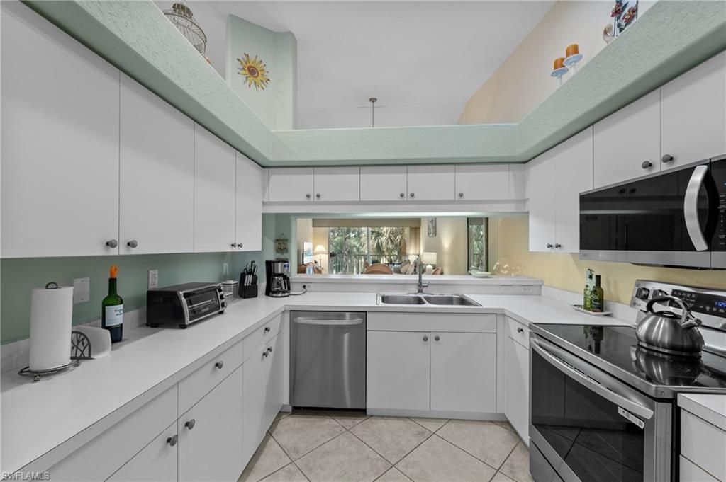 1240 Sarah Jean Cir , Unit M205, Naples, FL 34110 Photo