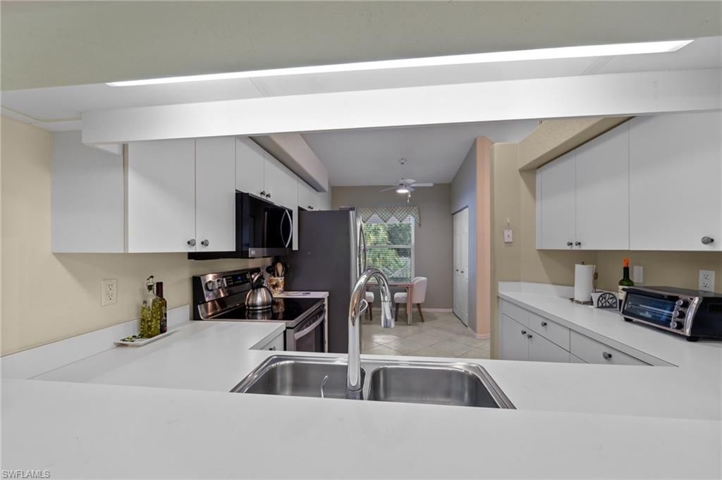 1240 Sarah Jean Cir , Unit M205, Naples, FL 34110 Photo