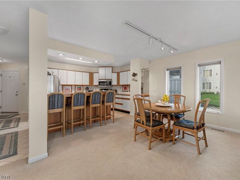 215 Grand Harbour , Vermilion, OH 44089 Photo 14