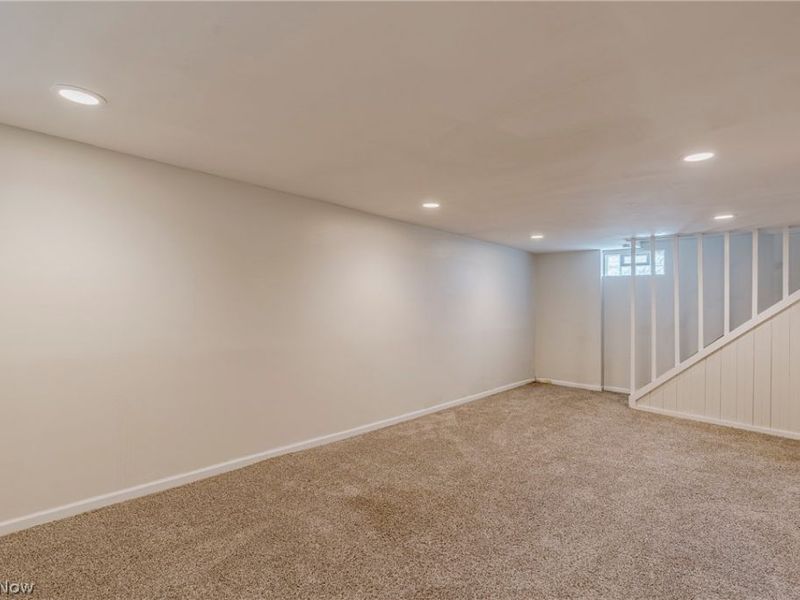 1830 Beverly Hills Drive, Euclid, OH 44117 Photo 23
