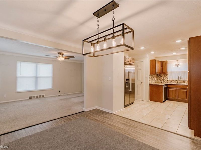 1830 Beverly Hills Drive, Euclid, OH 44117 Photo 7