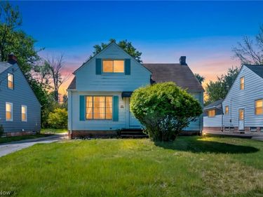 15812 Grant Avenue, Maple Heights, OH 44137