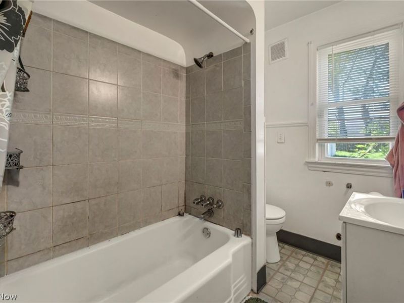 15812 Grant Avenue, Maple Heights, OH 44137 Photo 17