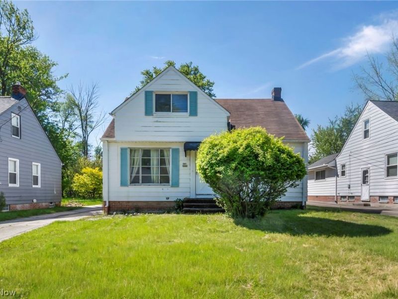 15812 Grant Avenue, Maple Heights, OH 44137 Photo 2